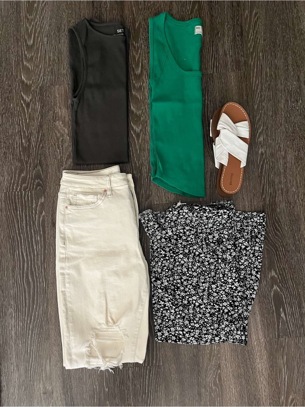 Women’s Dress, Tank, Jeans, Skirt, Sandals Summer Bundle